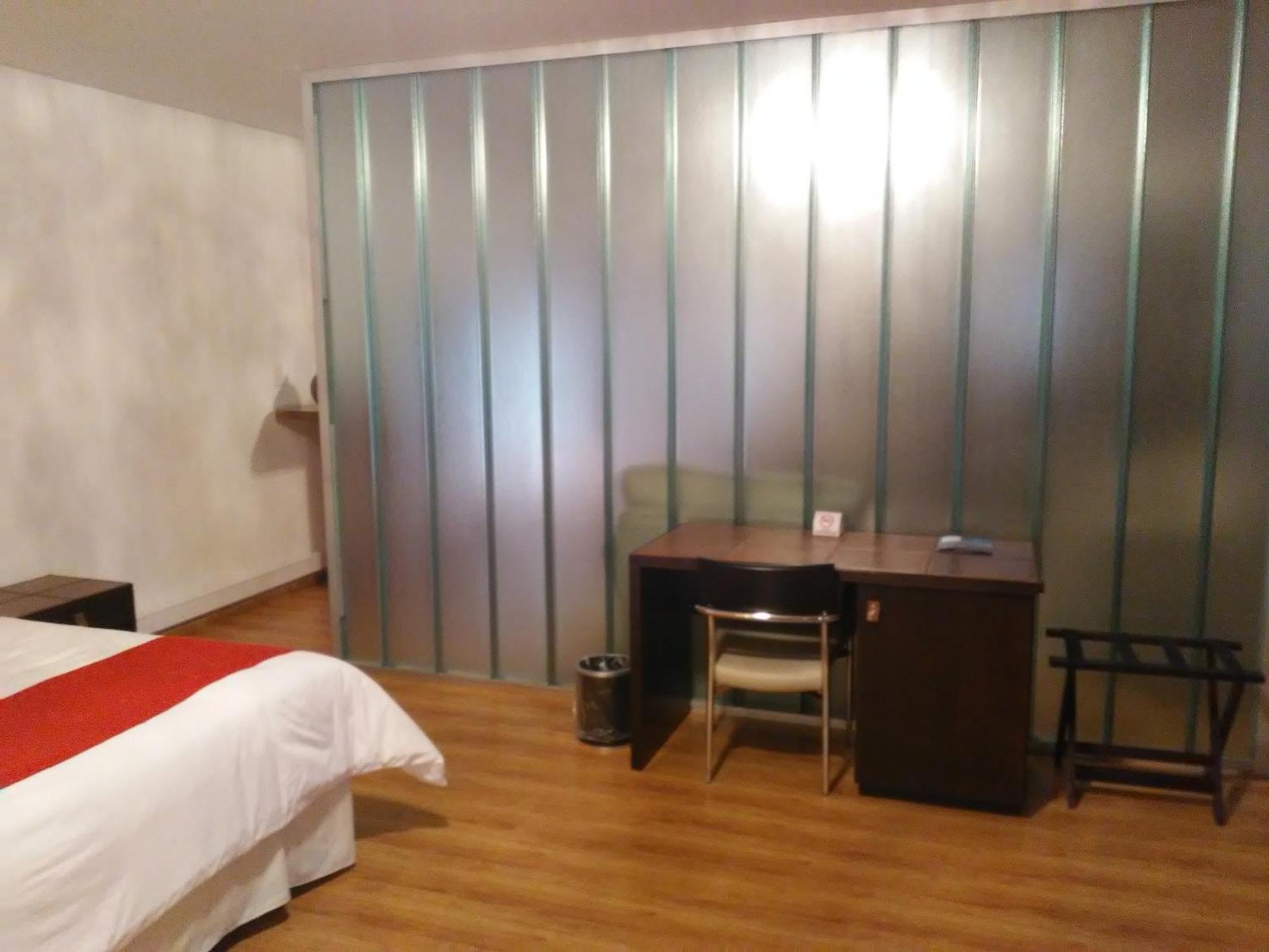 Global Hotel Centenario Extérieur photo