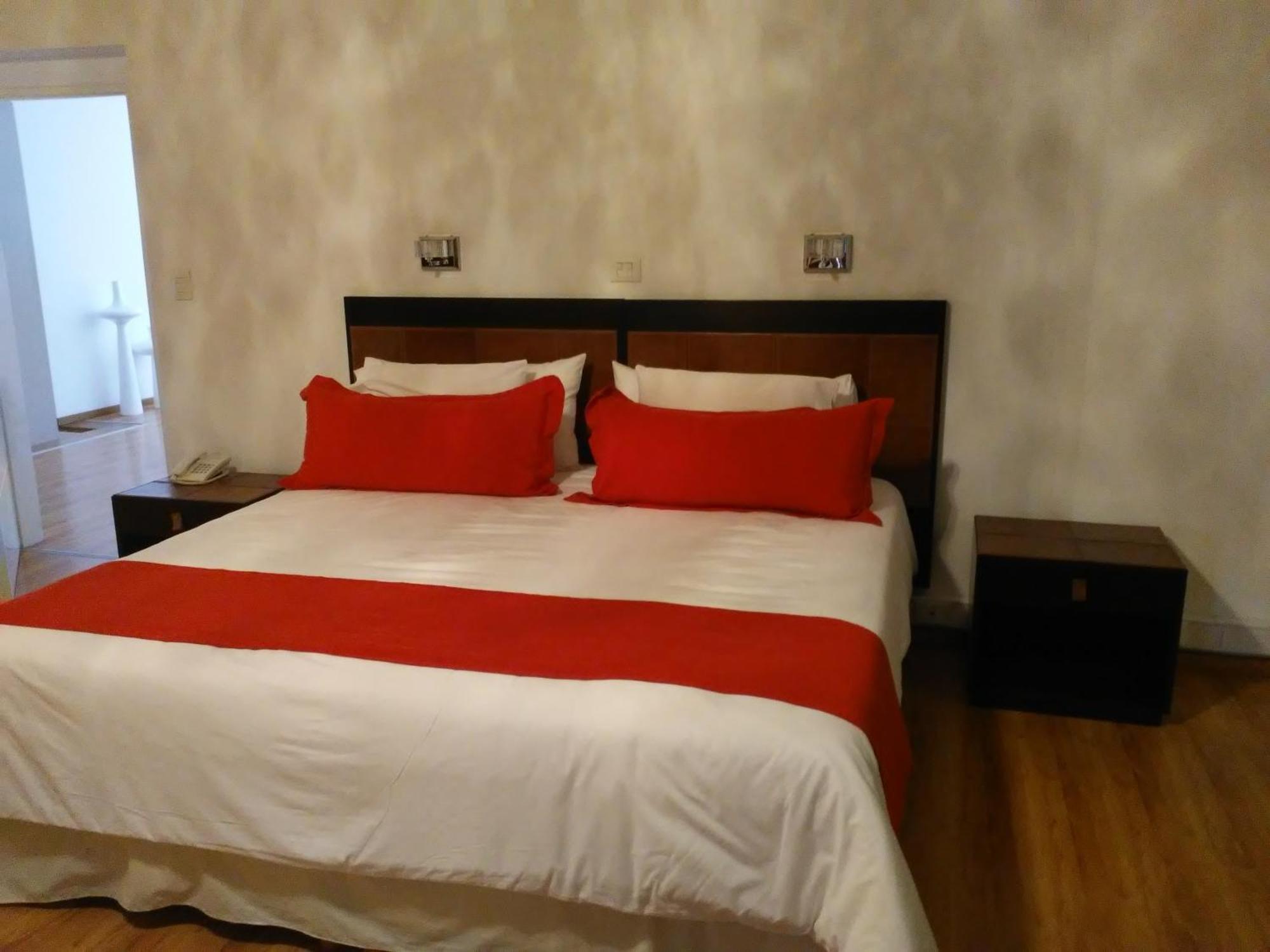 Global Hotel Centenario Extérieur photo