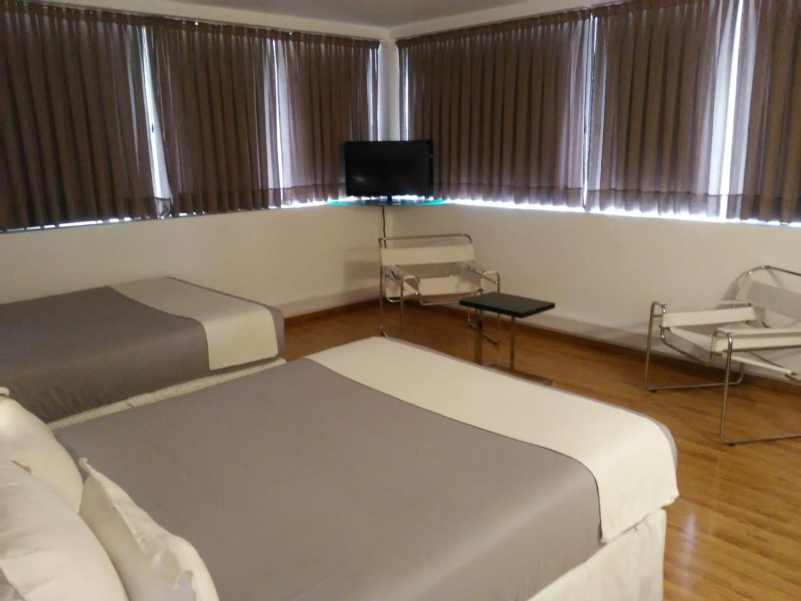 Global Hotel Centenario Extérieur photo